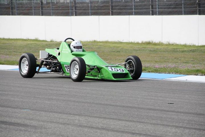 3 X Formule Ford 1600 (2X 1979, 1X 1980) voitures de course et de tête