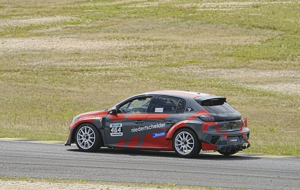 Peugeot 208 Turbo – photo 3
