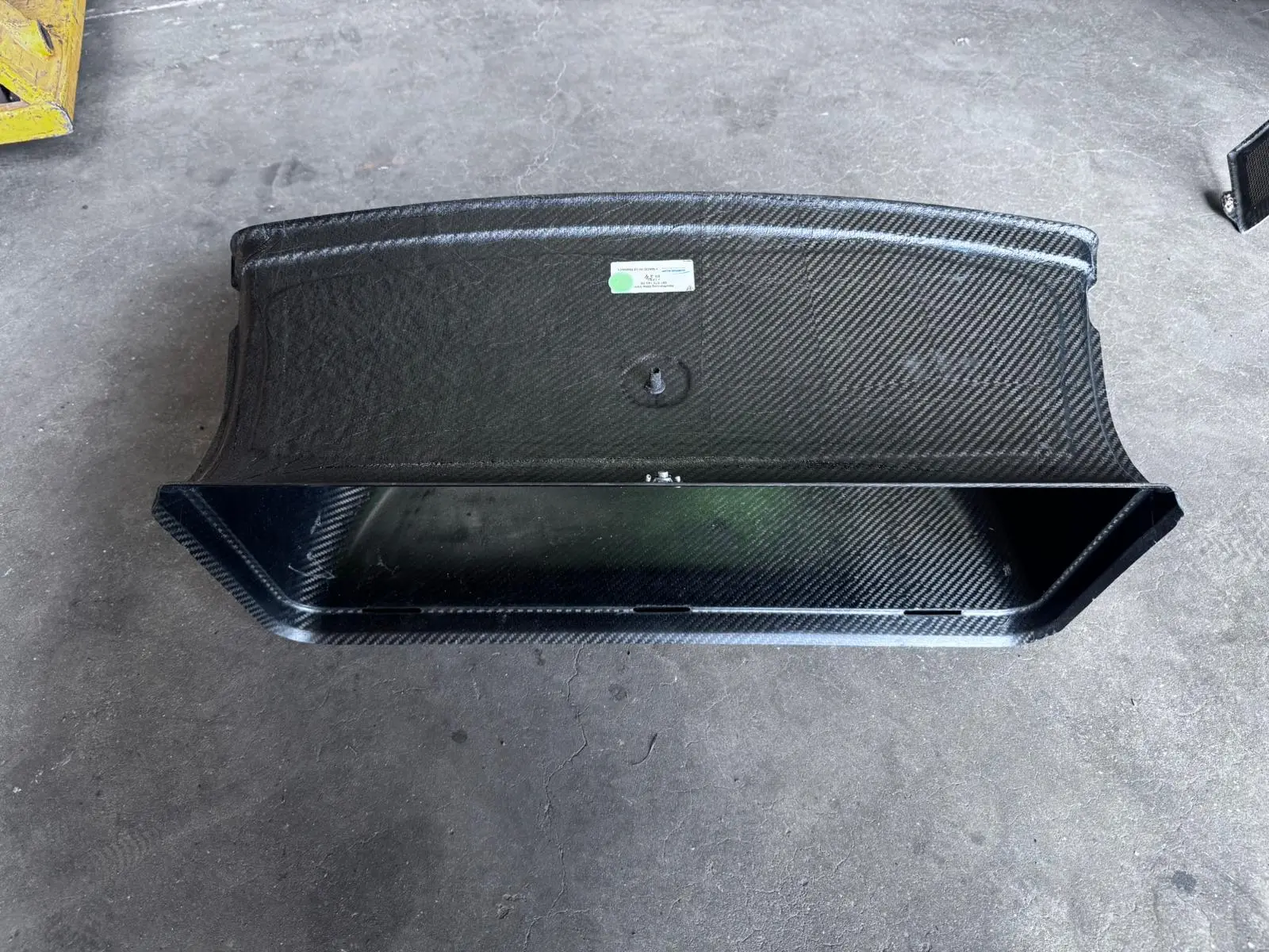 Carbon air duct central cooler Porsche 991 GT3 R – photo 3
