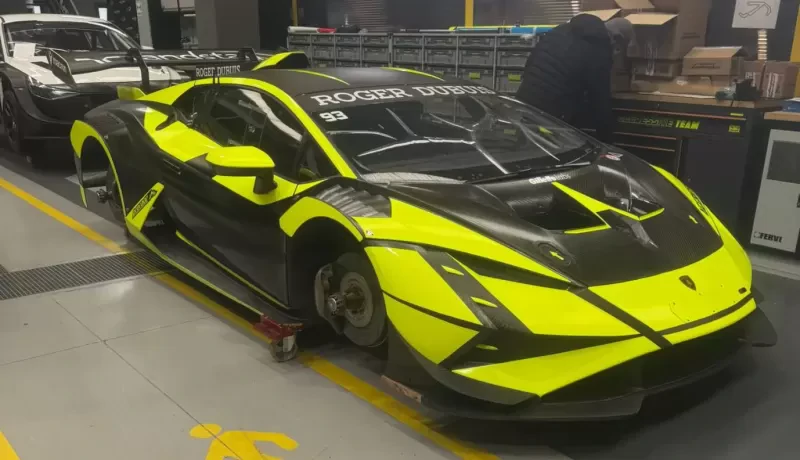 LAMBORGHINI HURACAN EVO 2