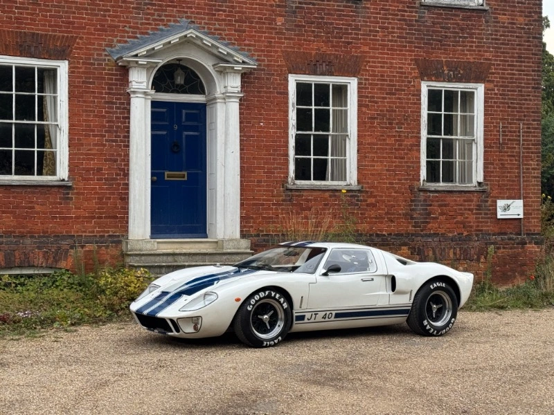FORD GT40 de TOJEIRO ( JT40)
