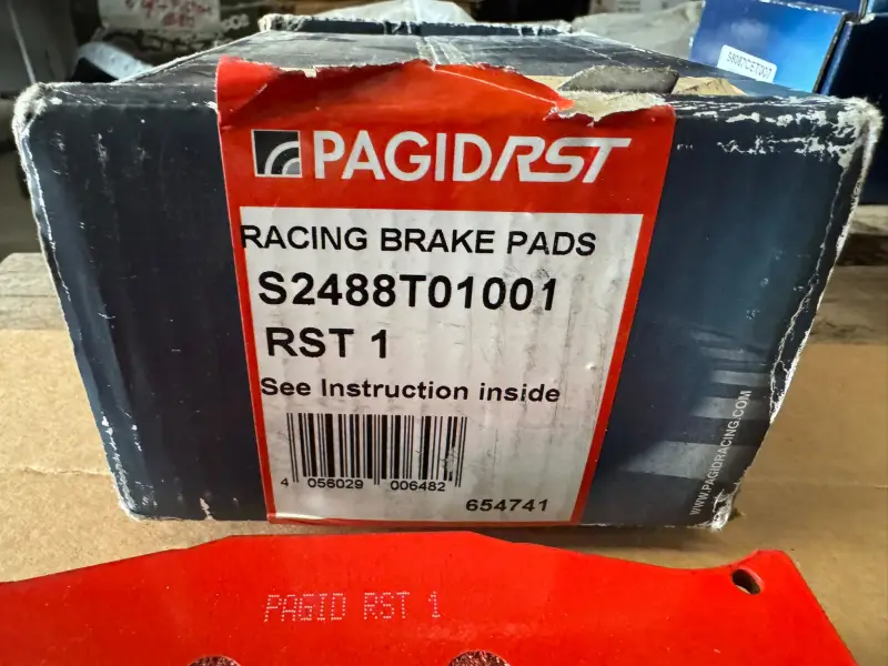 PAGID RST1 brake pads for the Porsche 997 GT3 R RSR