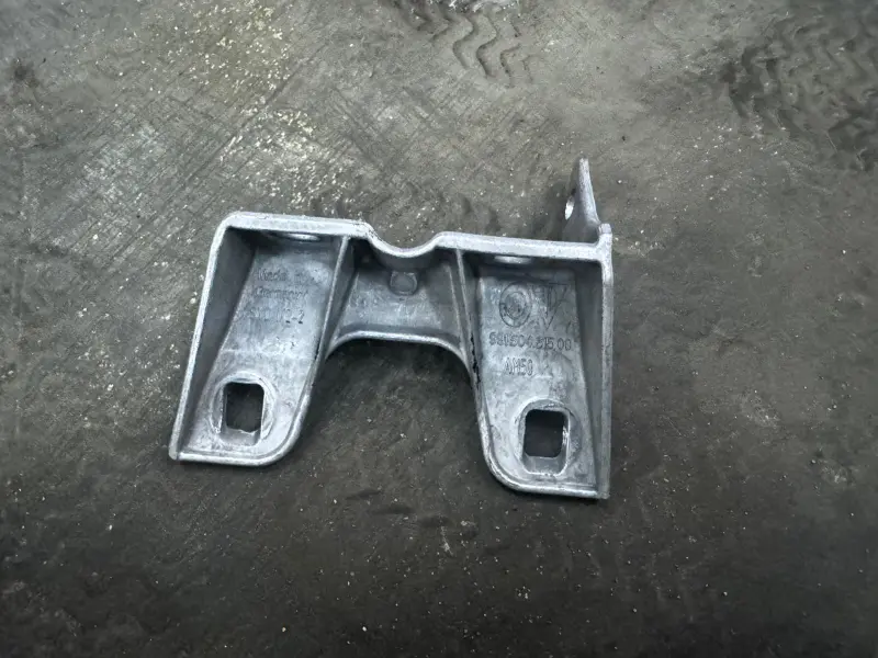 Support central tableau bord Porsche Cayman GT4 RS 99150461500