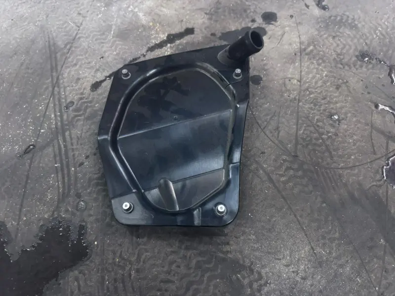 Cache intérieur gauche d’admission Porsche Cayman GT4 RS - 9GT129597