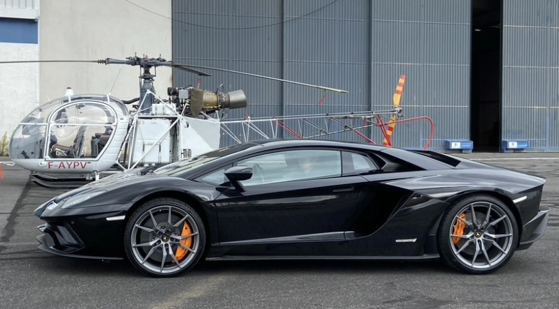 LAMBORGHINI AVENTADOR COUPE 6.5 V12 740 S