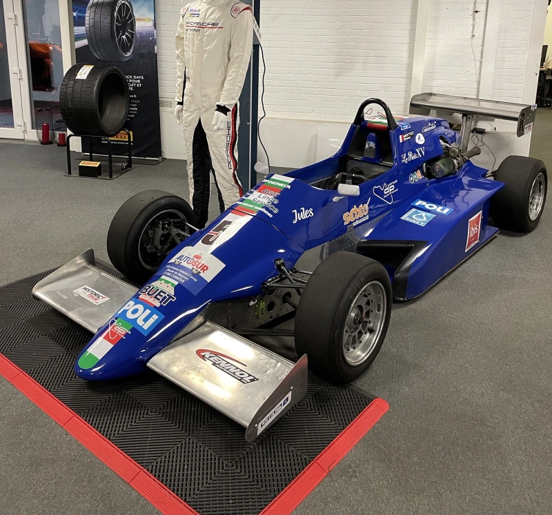 Martini MK 51 Formule Renault Turbo