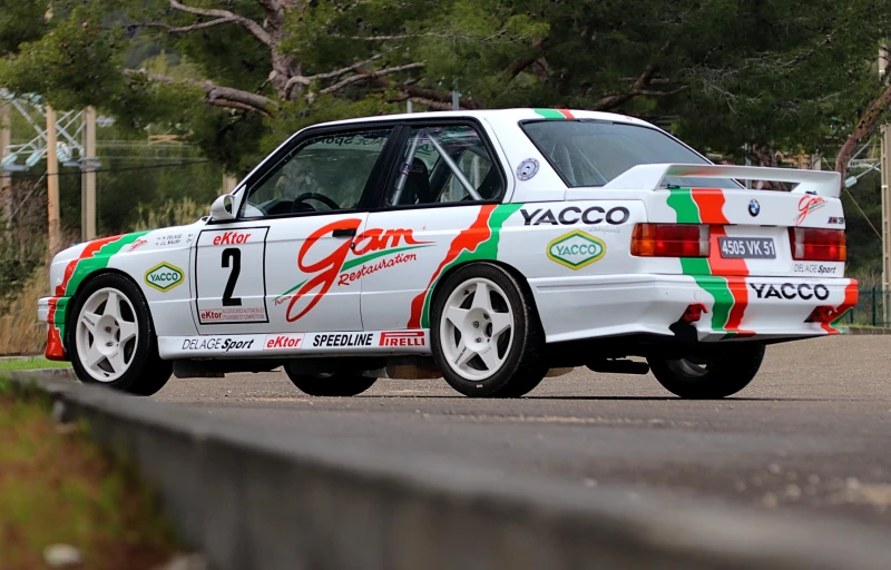 BMW M3 E30 GrA ex Hugues Delage