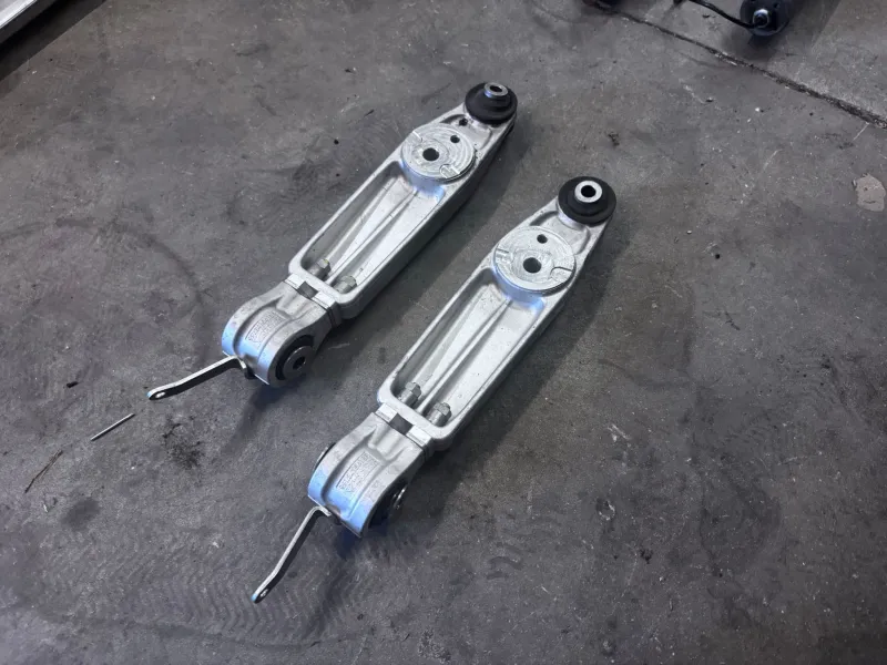 Front suspension arm Porsche Cayman GT4 RS - 991 GT3