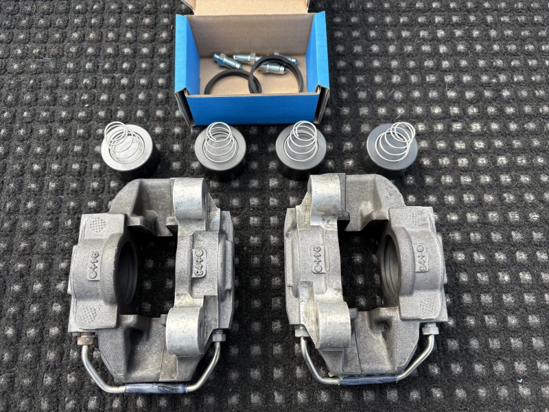 4 étriers RENAULT SPORT 2 Pistons CLIO MEGANE KIT CAR MAXI GRA VHC