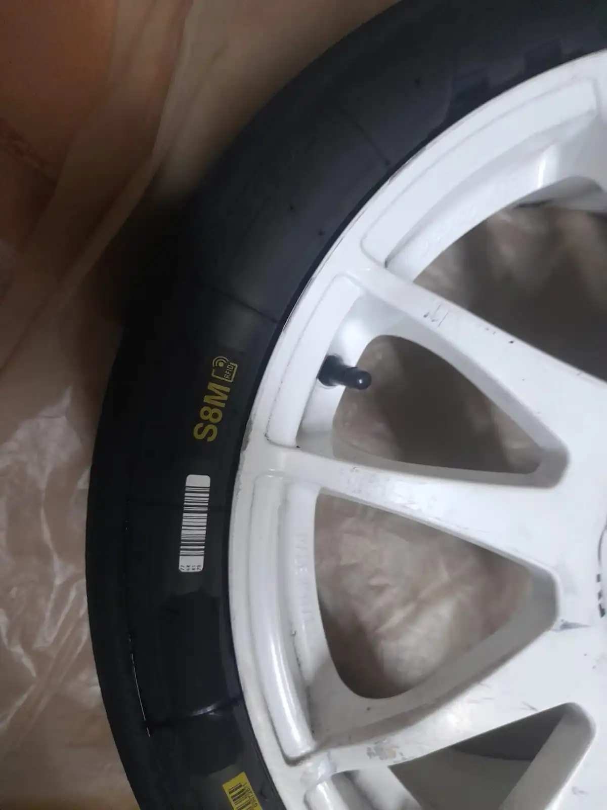 Michelin slicks 17" tyres – photo 2