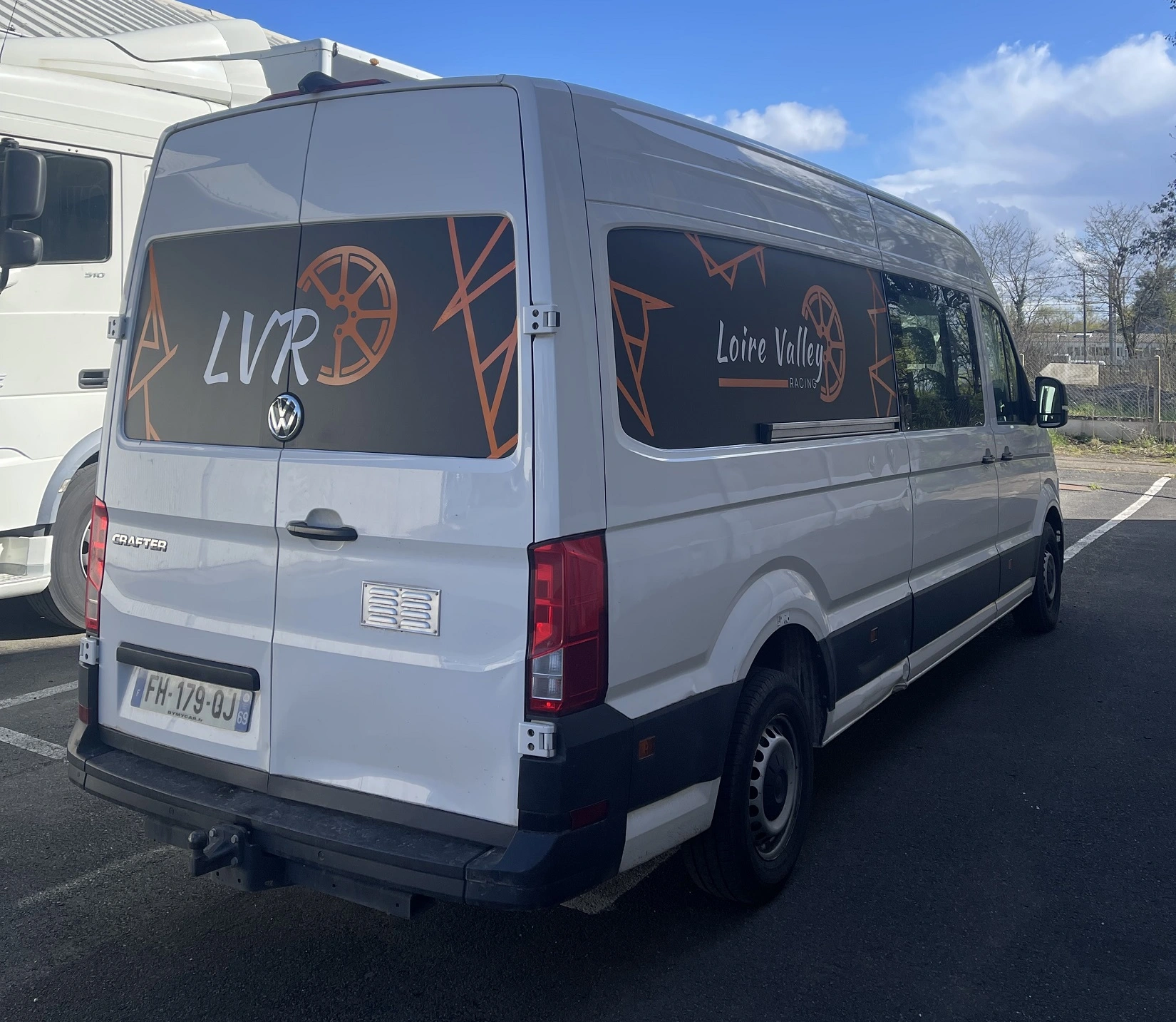 Volkswagen Crafter L4H3 Procab 7 places – 2.0 TDI 140 – TVA récupérable – photo 1