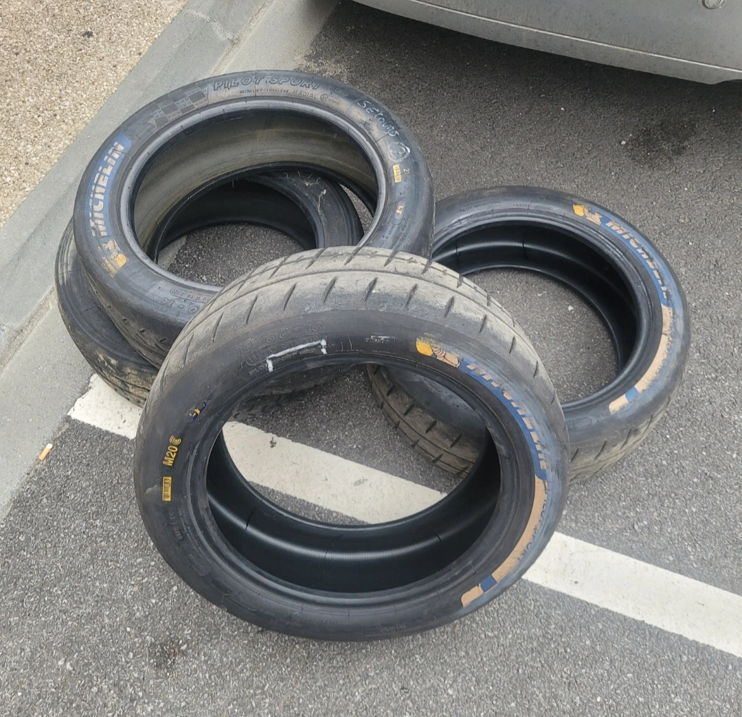 Lot x2 pneus Michelin pilot sport M20 – photo 1