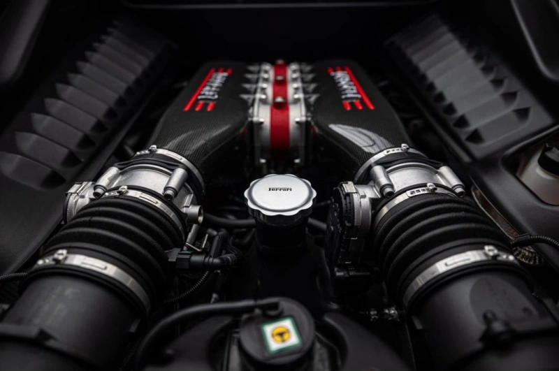 FERRARI 458 COUPÉ 4.5I V8
