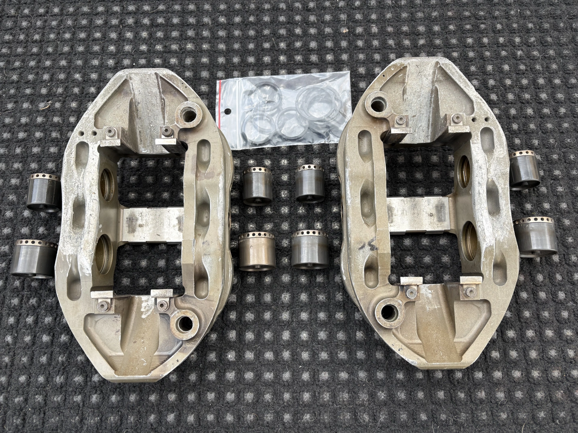 2 Brembo monobloc calipers 206 WRC / 307 WRC Terre – photo 4