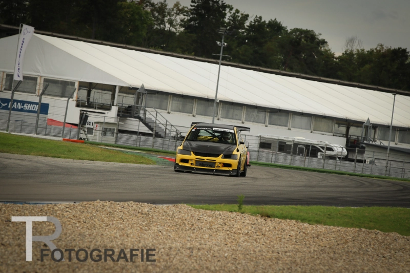 Lancer evo 9 time attack