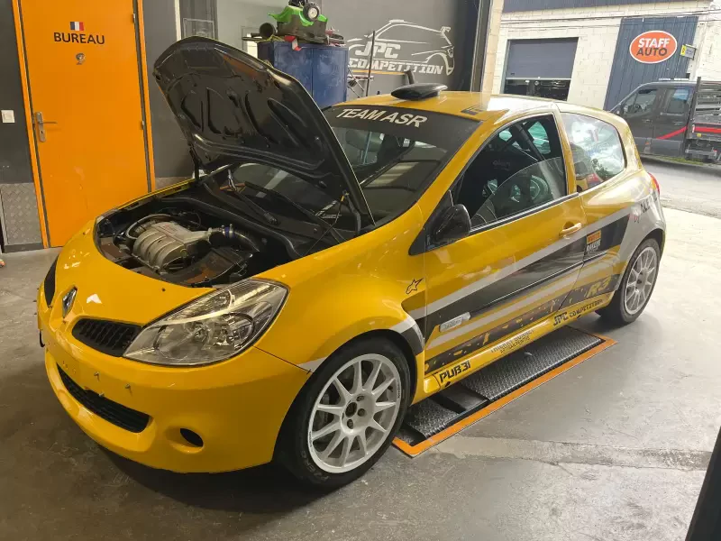 Clio R3 access