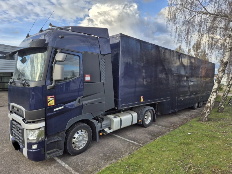 Semi remorque et Tracteur Renault T520