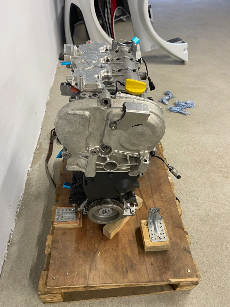 Renault F4R / Mitjet 2L Engine