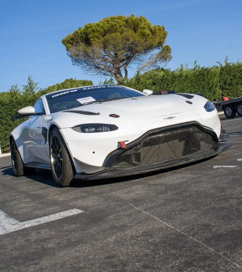 2020 Aston Martin Vantage GT4 17-A
