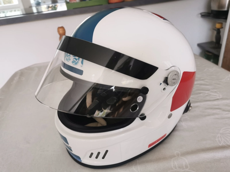 RRS circuit full-face helmet