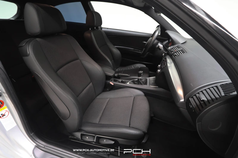 BMW 130i 3.0 265hp Manual gearbox - Pack M Sport -