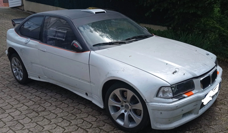 Bmw 318 ti compact f2000