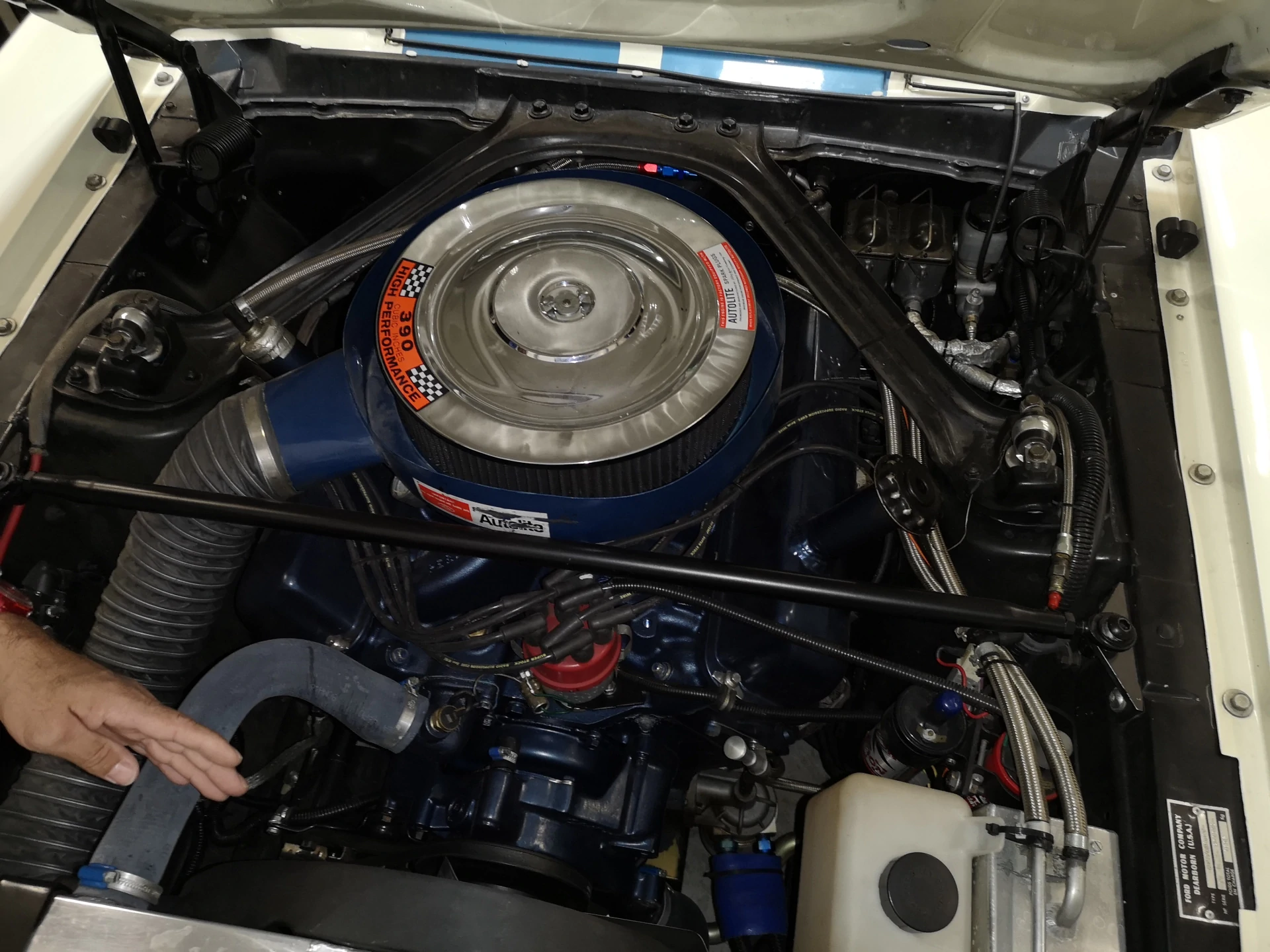 MUSTANG GT 390 6.4 385 HP