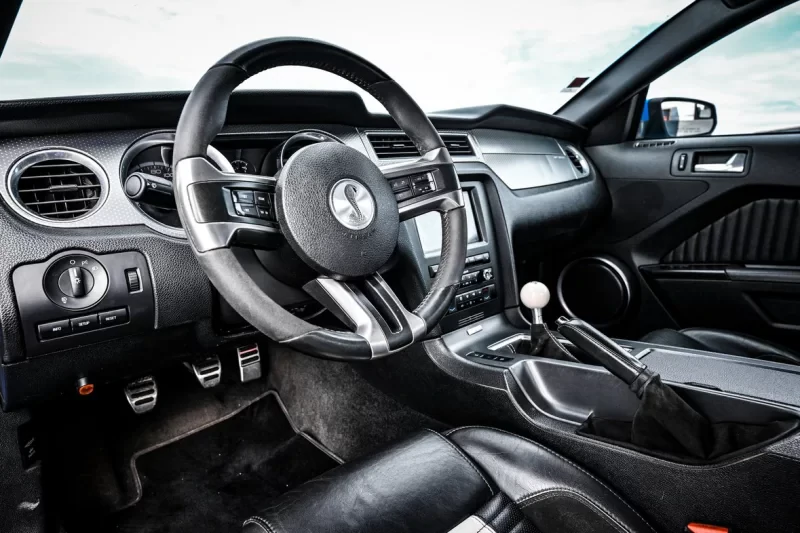 Ford Mustang Shelby GT500 SVT Car Hire