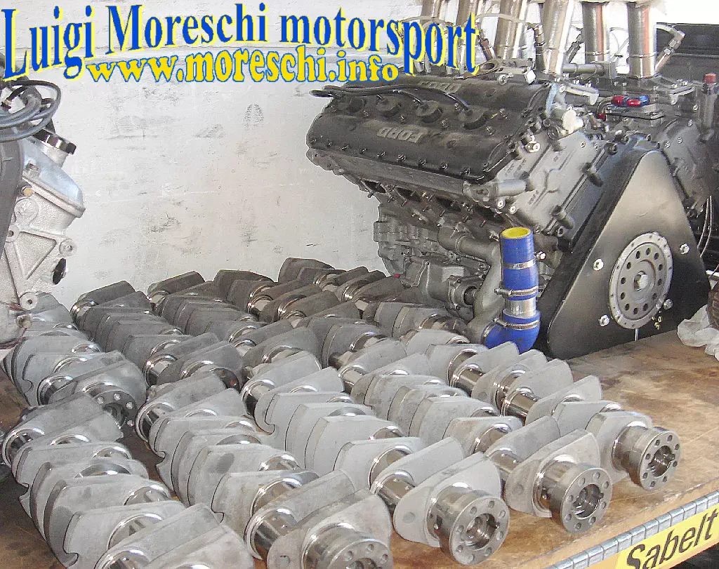 Pièces détachées pour moteurs Cosworth V8 F1