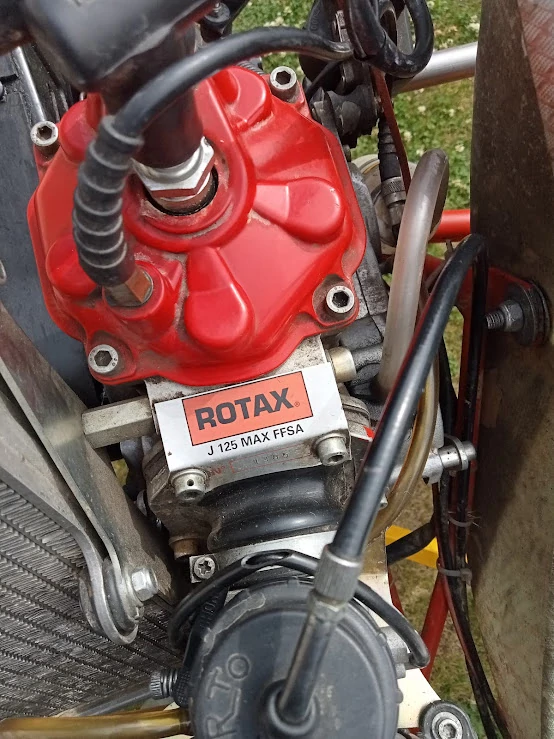 KARTING: NOWA DIAMANT chassis ROTAX J 125 engine