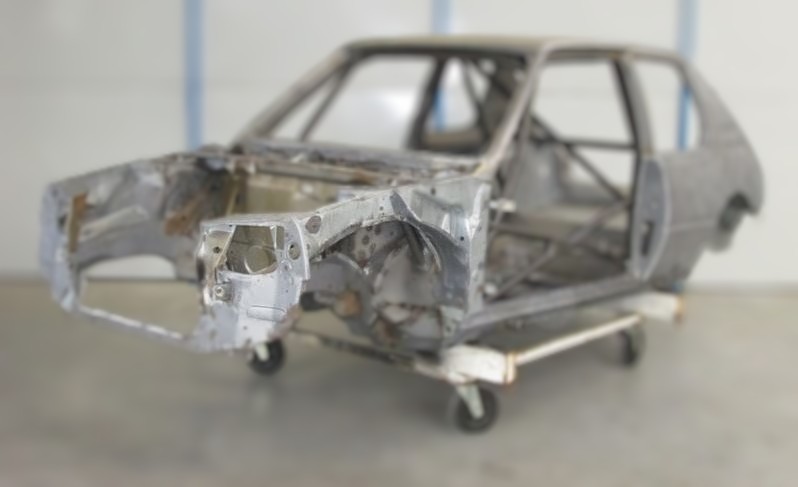 Caisse préparée vraie 205 Rallye