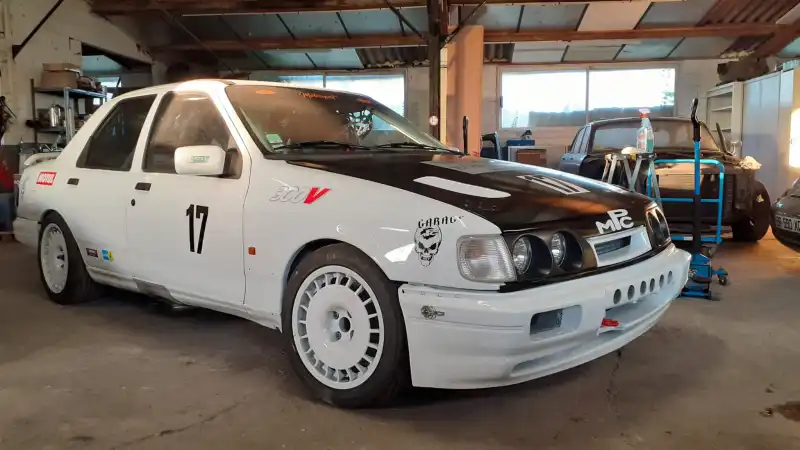 Ford Sierra Cosworth 2RM GrA