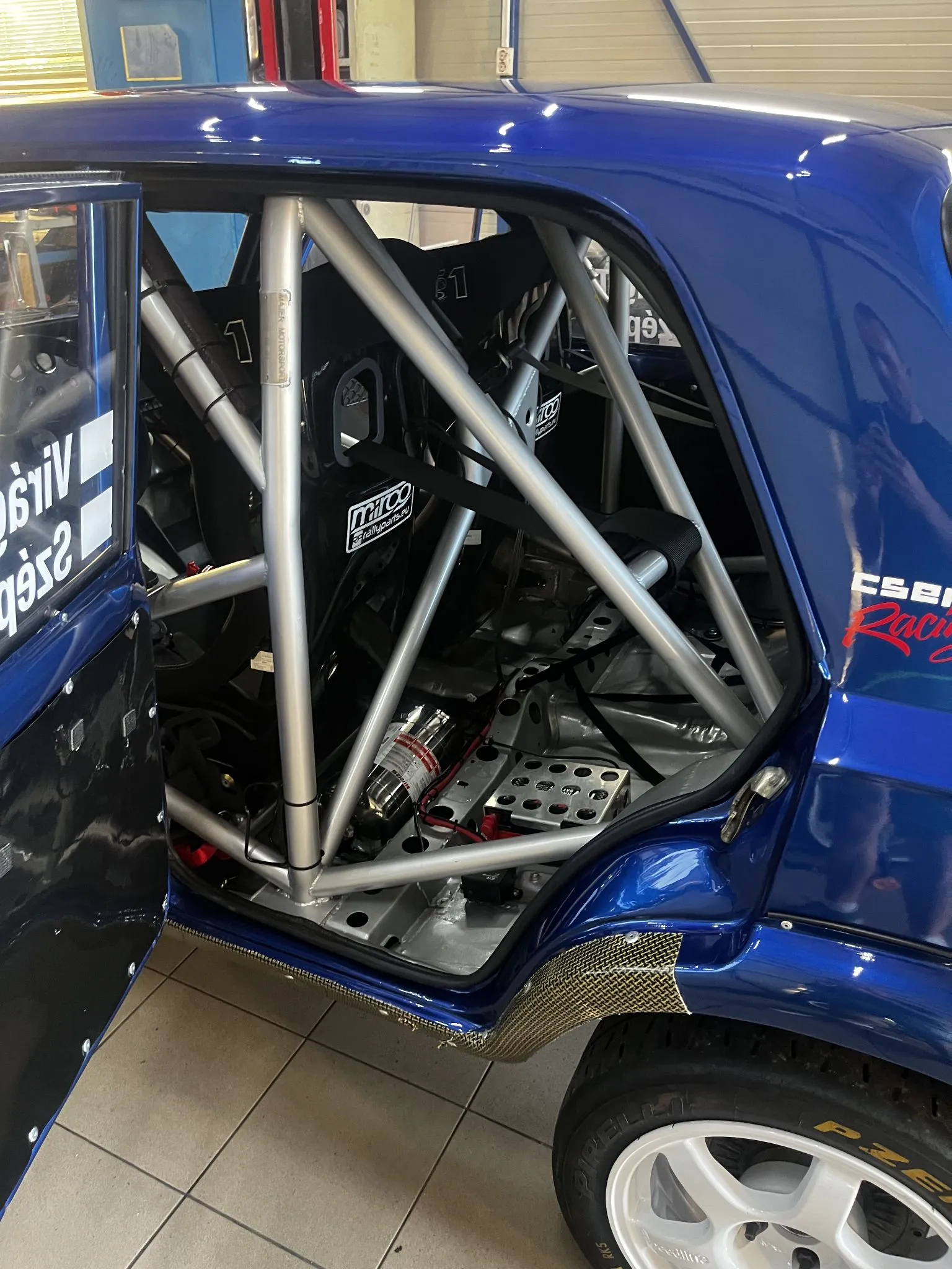 Voiture de rallye Lada 2101 – photo 3