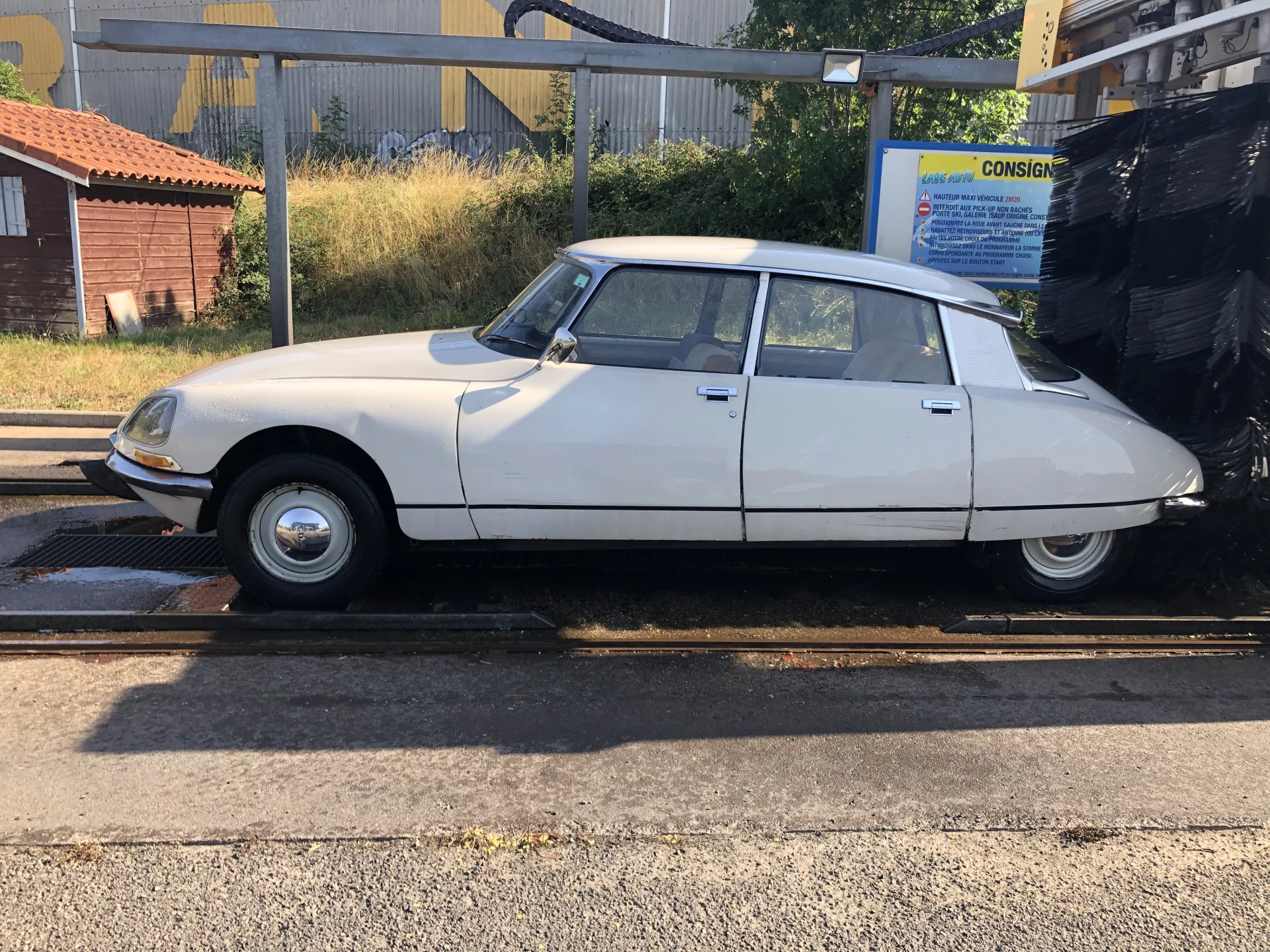 Vends Citroën D Super 5 de 1971