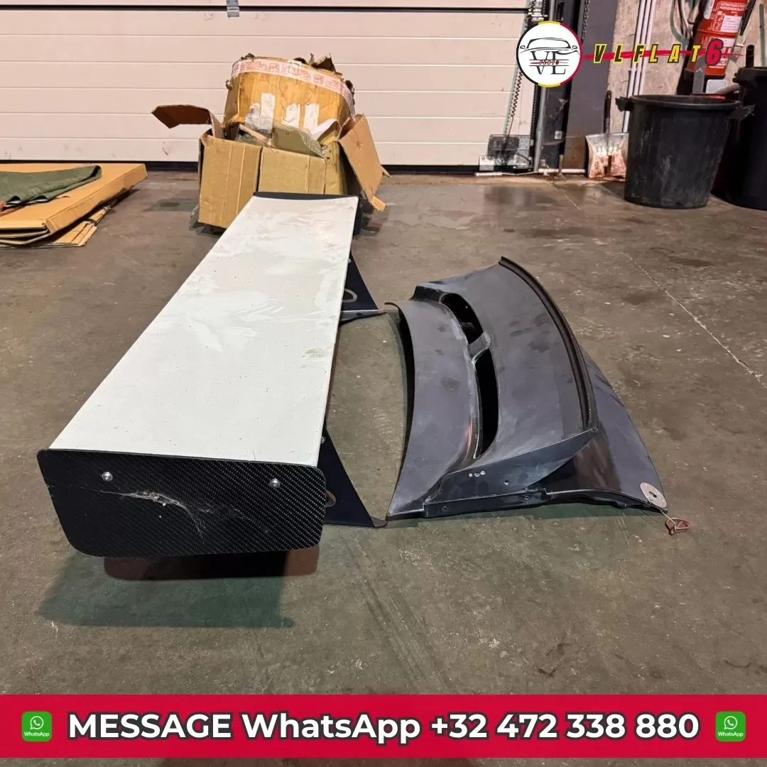Spoiler and bonnet for Porsche 996 GT3