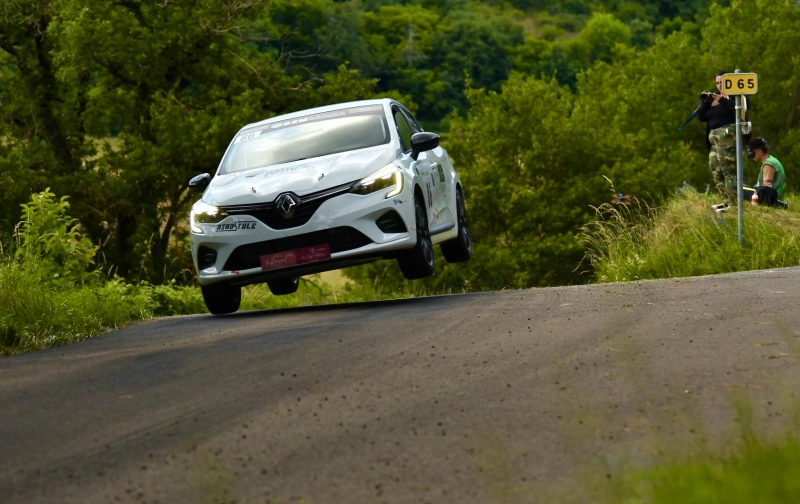 Clio rally 6