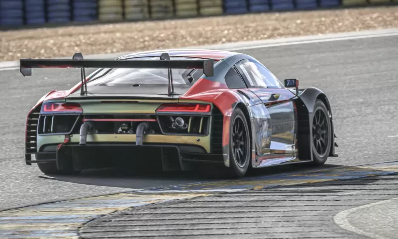 Hire Audi R8 GT3 LMS 560 CV