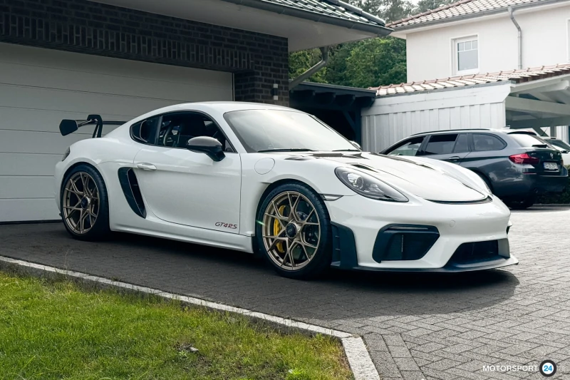 Porsche 718 Cayman GT4 RS Weissach - 2024 - 49 km