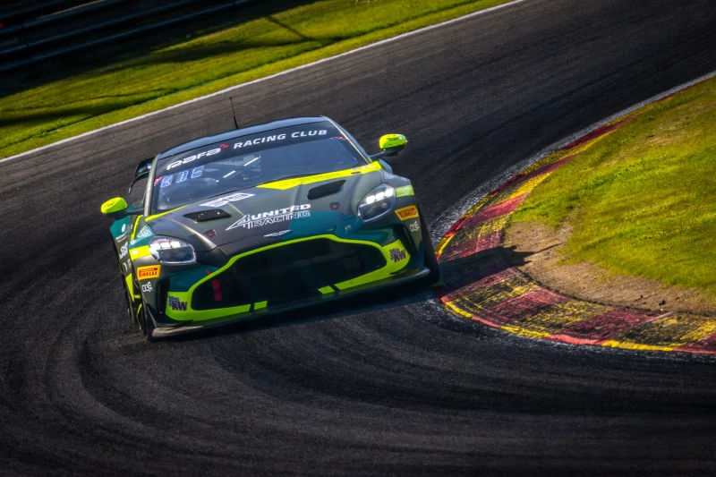 Aston Martin Vantage GT4 EVO
