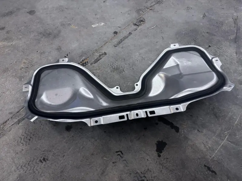 Capot moteur Porsche Cayman GT4 RS 98150418101