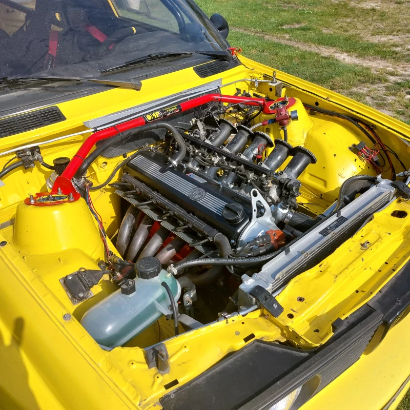 BMW 320i f2000