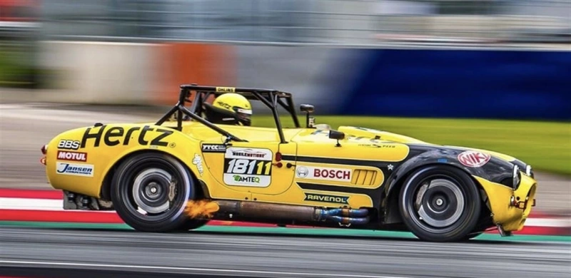 Cobra 427, voiture de course