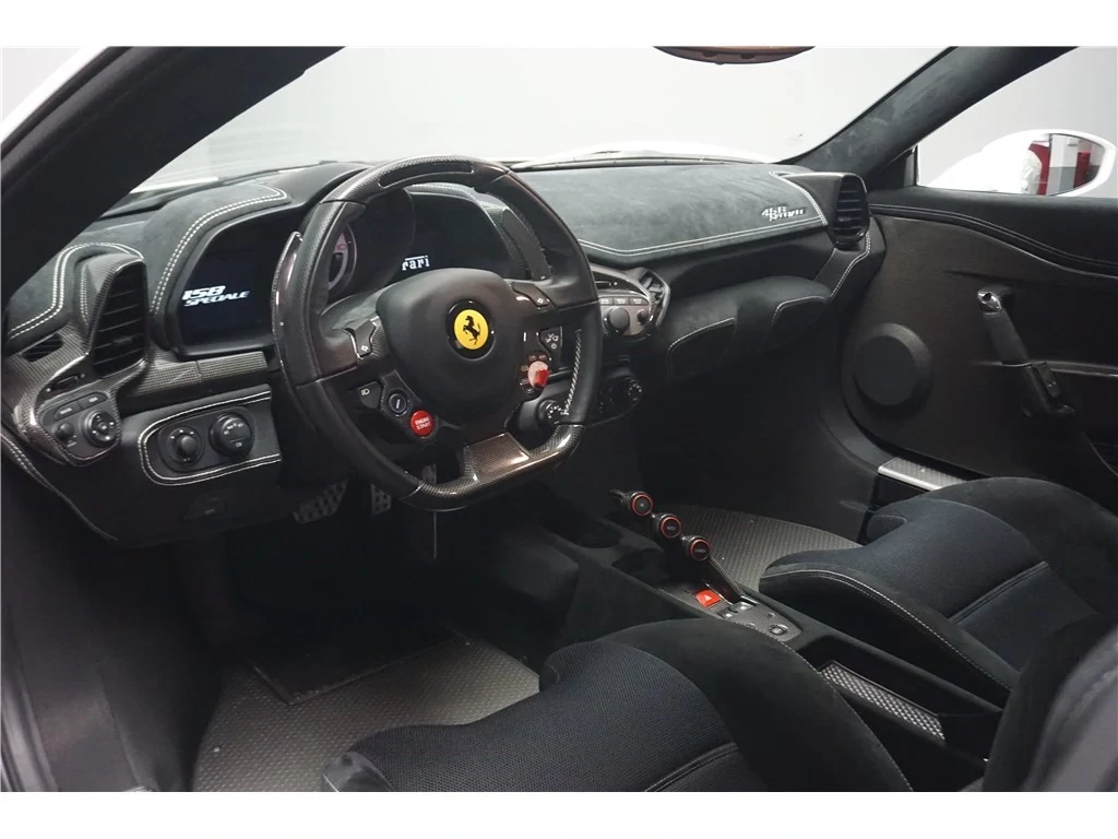 FERRARI 458 SPECIALE