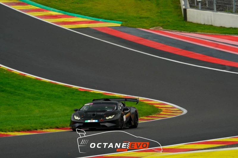 Lamborghini Huracan Super Trofeo EVO