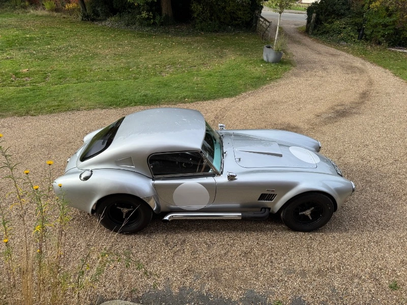 COBRA RAM SC 5.7 AVEC LEMANS 427HARDTOP