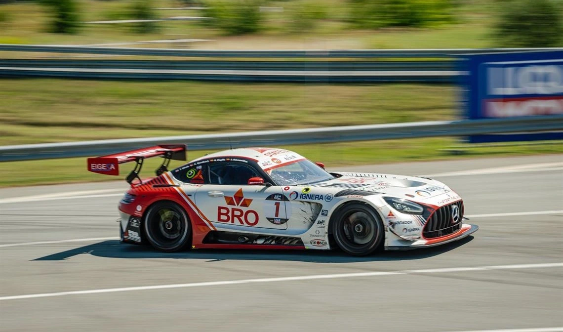 Race car rental services with the Mercedes-AMG GT3 Evo – photo 1