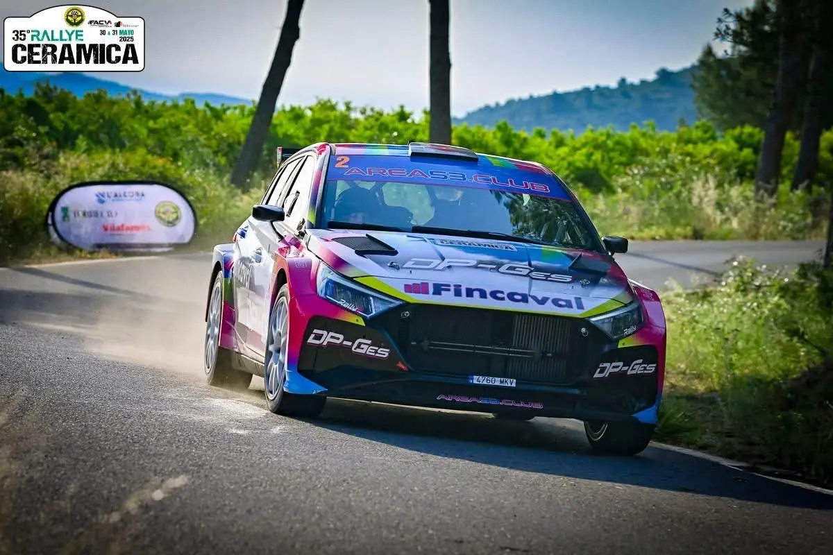 For sale Hyundai i20N Rally2 chassis #63 – photo 1