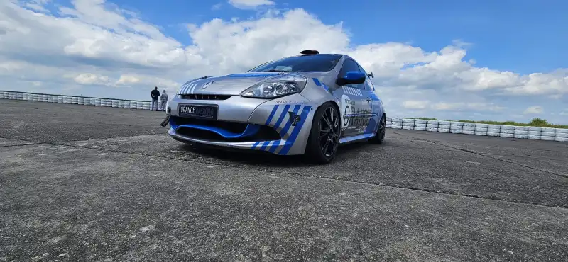 Renault Clio 3 Cup X85