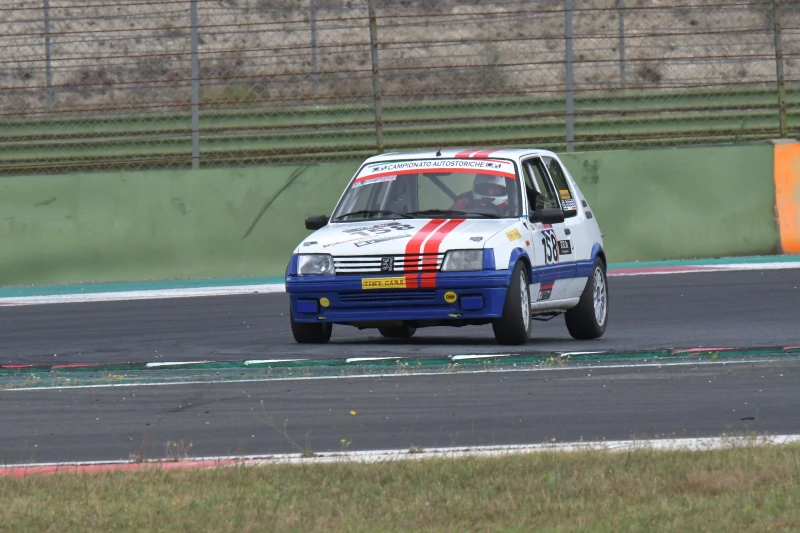 Peugeot 205 GTI 1900 - Groupe A