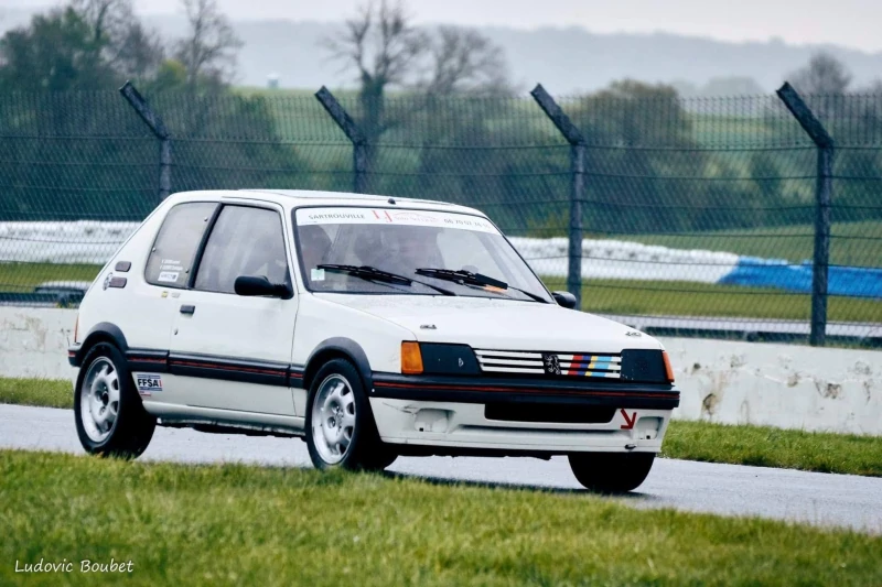 205 gti moteur mi16